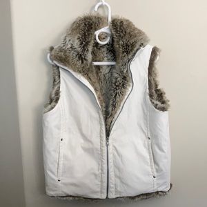 Reversible vest